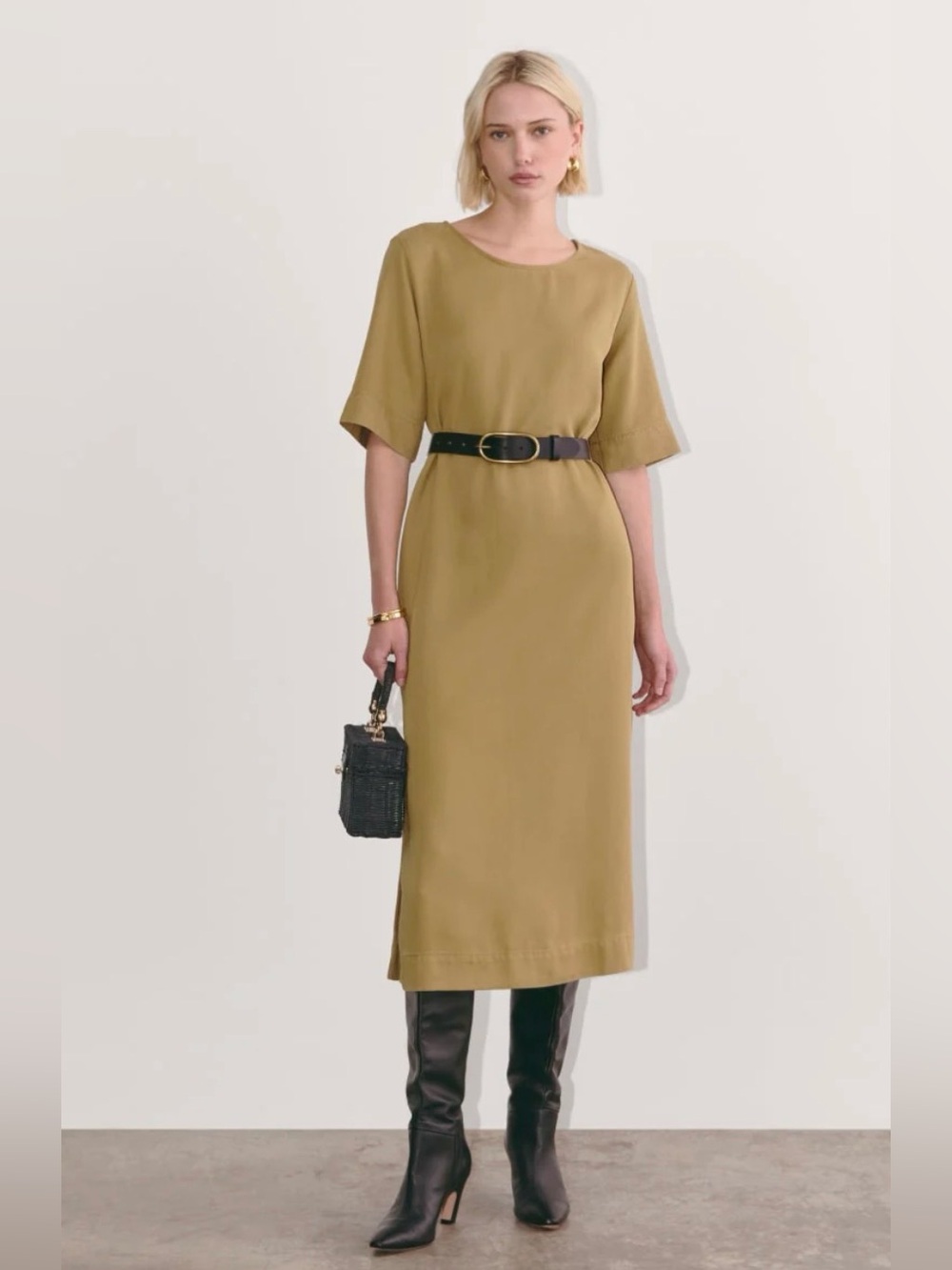 Everlane The Relaxed T-shirt Dress in Buttersoft (Size L)